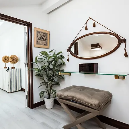 Great In The Center With Terrace *