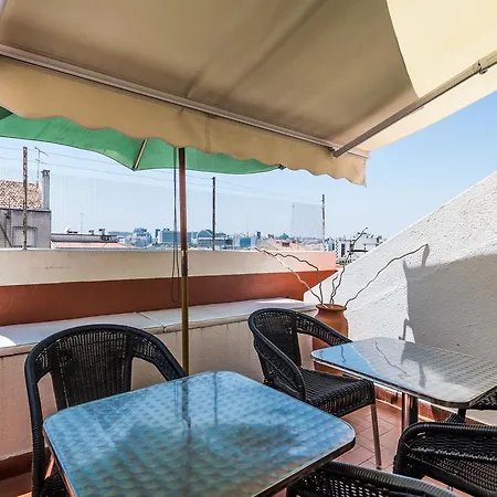 Great In The Center With Terrace *
